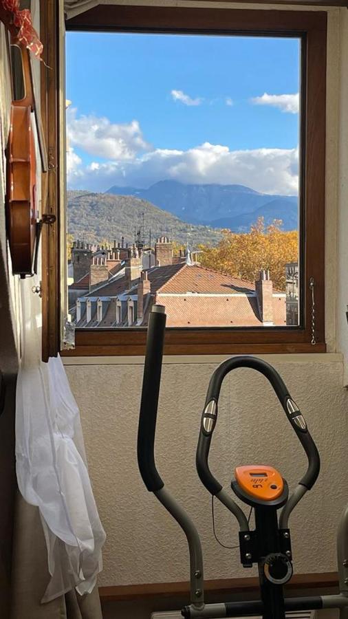 Cosy And Calm In Grenoble City Heart With Free And Large Parking Q-Park Chavant ภายนอก รูปภาพ