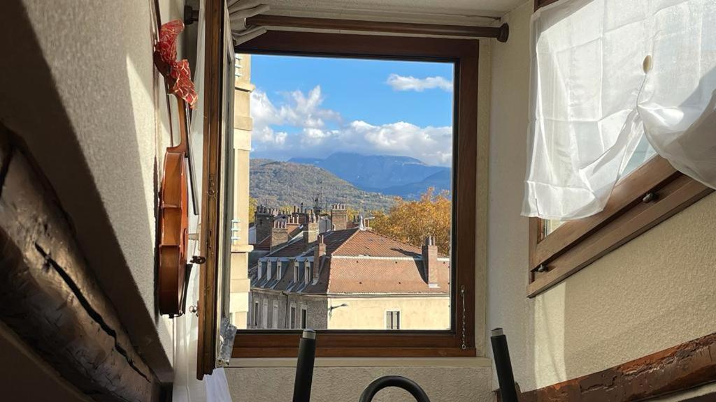 Cosy And Calm In Grenoble City Heart With Free And Large Parking Q-Park Chavant ภายนอก รูปภาพ